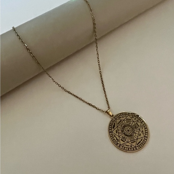 Protection Archangel Gold Necklace - Spiritual Medallion Necklace - Picture 10 of 11